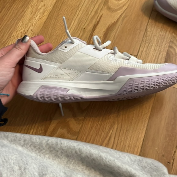 Nike Vapor Women’s Tennis Shoes size 8 - Picture 2 of 9